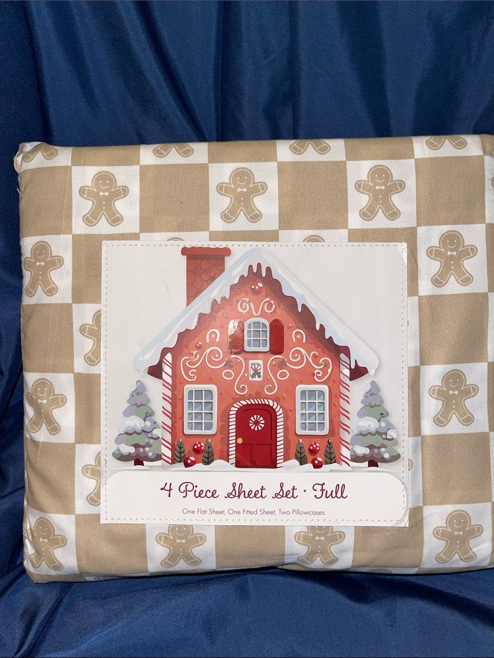Gingerbread Man Full Sheet Set - Beige Check with Gingerbread Motif